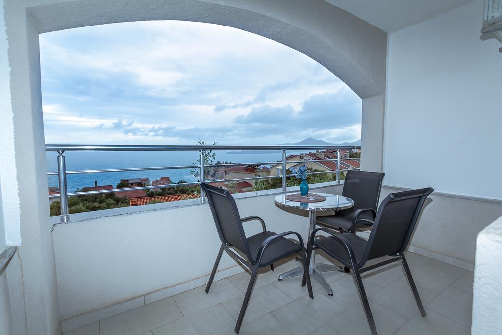 Apartments Marija Sveti Stefan Buitenkant foto
