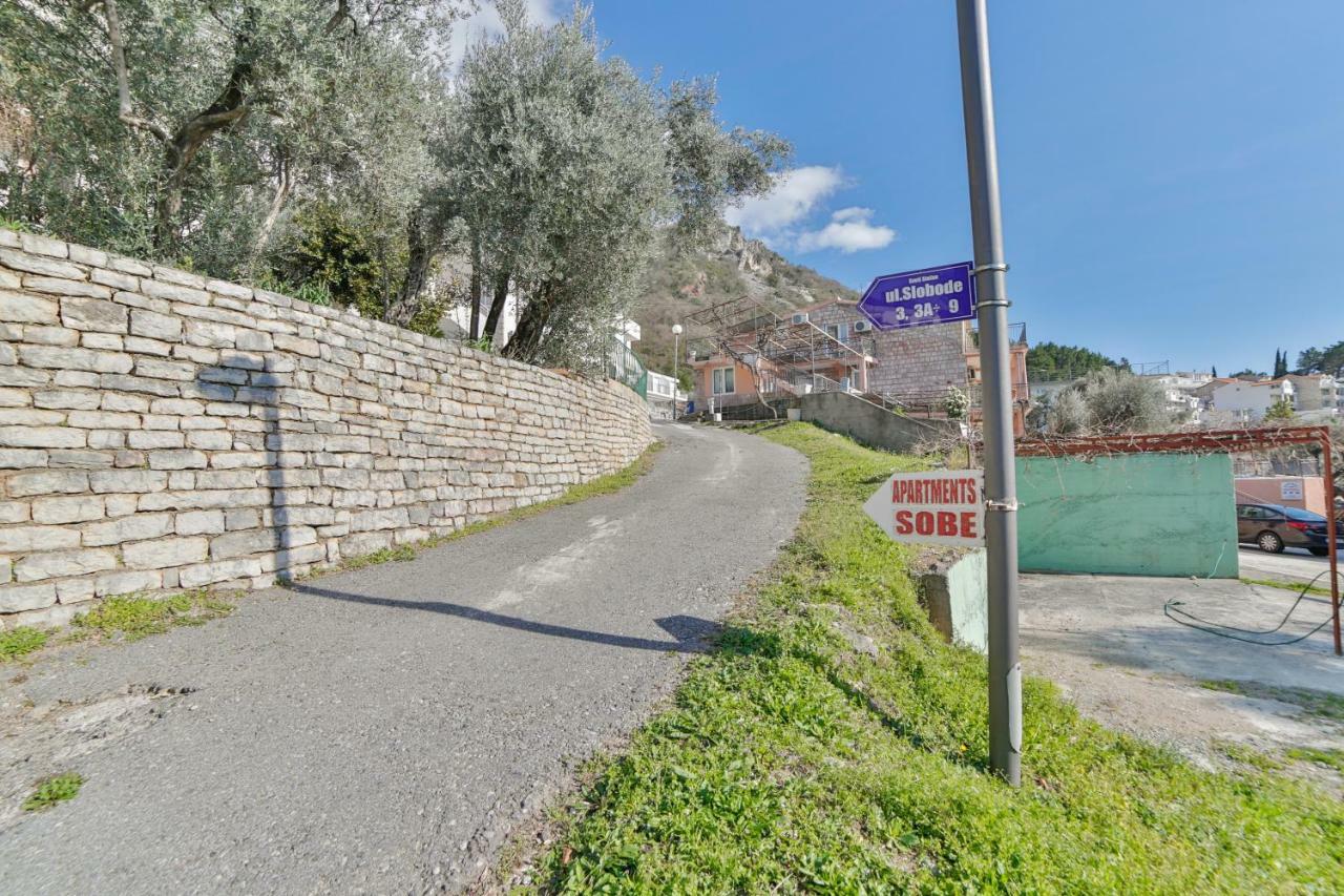 Apartments Marija Sveti Stefan Buitenkant foto